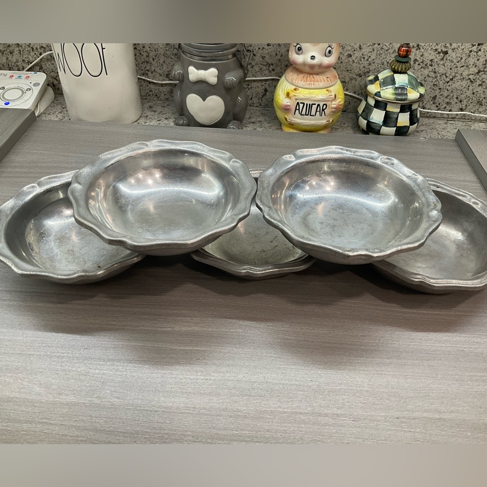 VINTAGE‎ PEWTAREX YORK PENNSYLVANIA AND WILTON COLOMBIA COLONIAL 7” PEWTER BOWLS